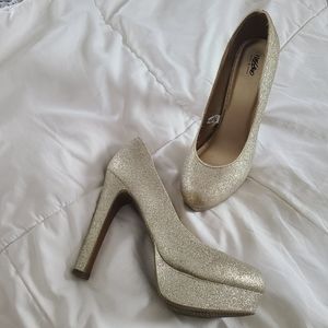 Gold glittery heels